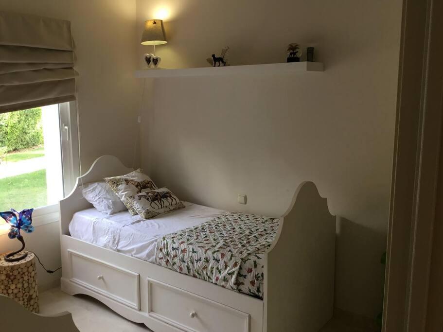 Alcazaba Blue Lagoon 3 Bedroom, Ground Floor Apartment Эстепона Экстерьер фото