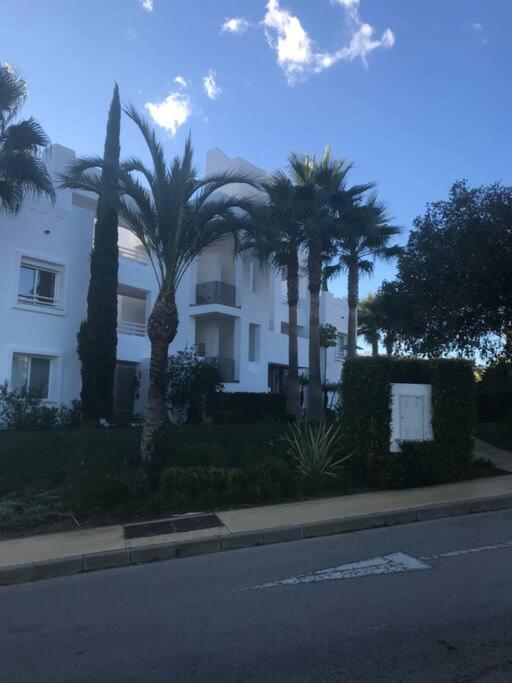 Alcazaba Blue Lagoon 3 Bedroom, Ground Floor Apartment Эстепона Экстерьер фото